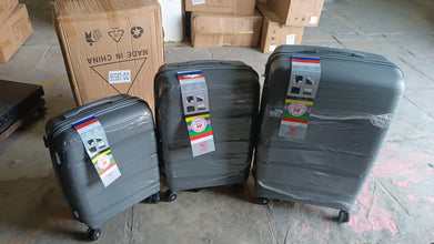 Big 3 in 1 Luggage with Wheels Travel suitcases Set (4 Pcs Set / Different Size)